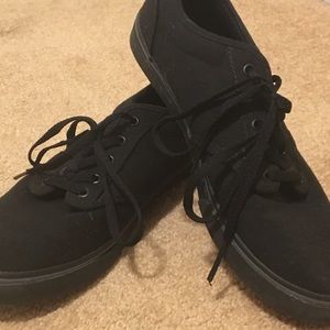 Women’s black Van’s